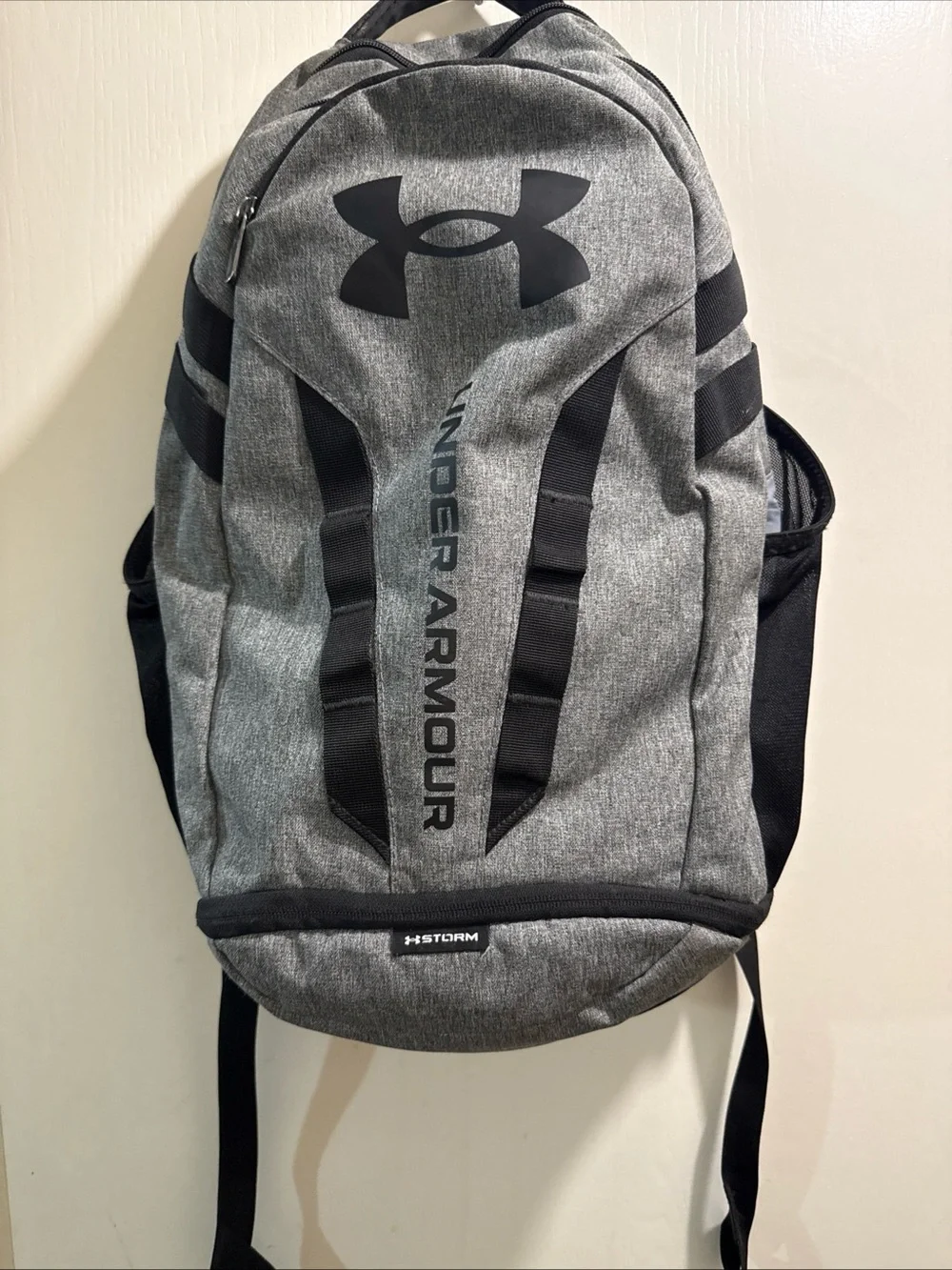 Under Armour Gray and Black Men’s Backpack excellent travel